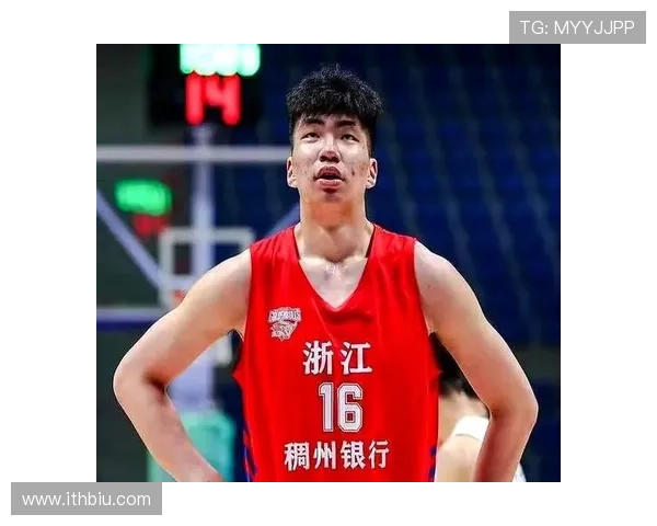 余嘉豪:低谷时坚守不退场 扶助国家队